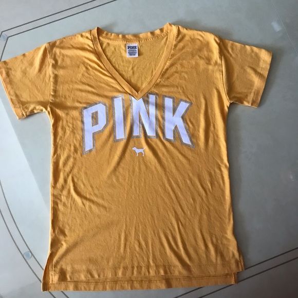 Pink Victoria’s Secret Women’s T-shirt - Picture 4 of 16